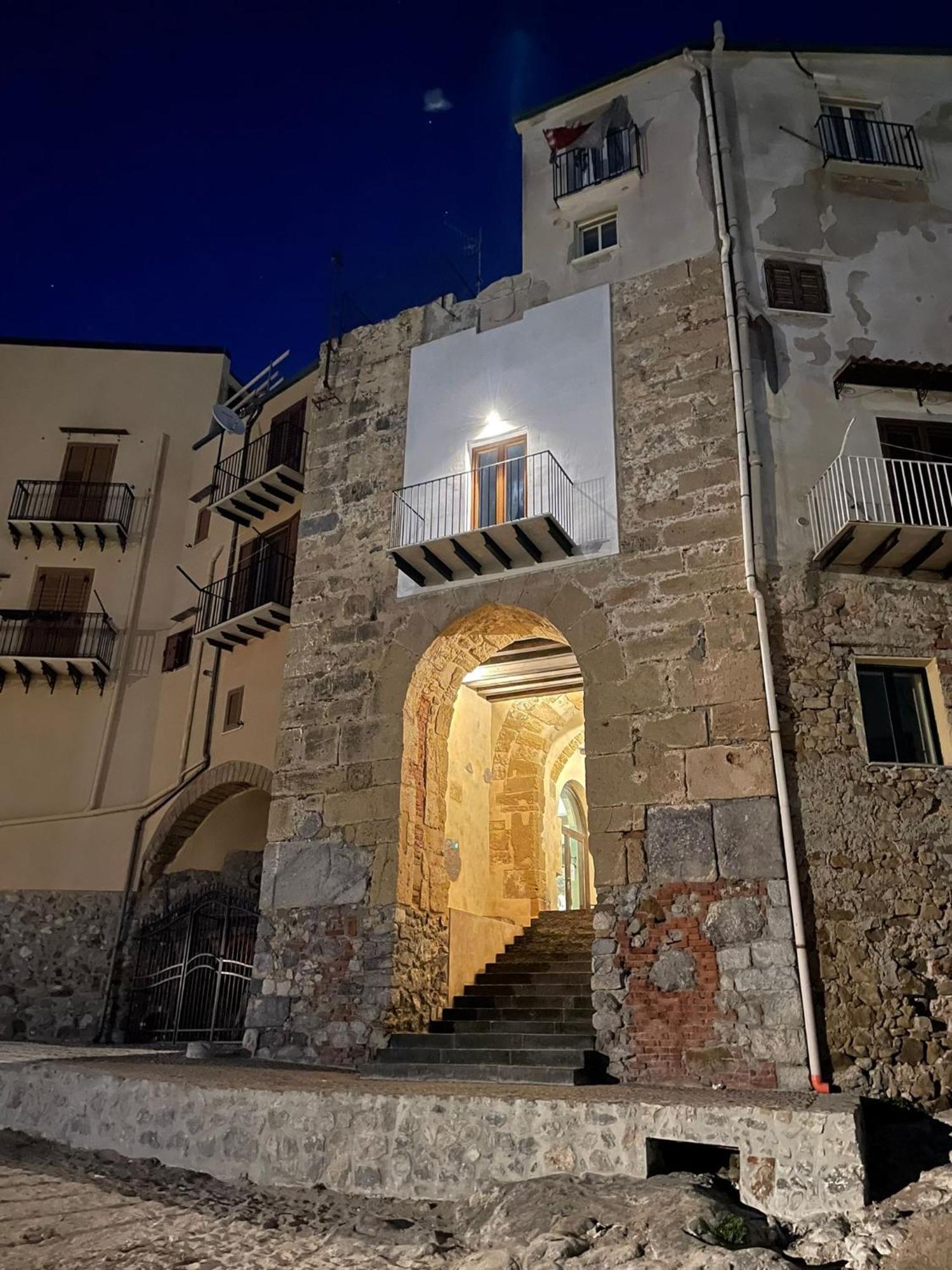 Casa Sul Mare Apartment เชฟาลู ภายนอก รูปภาพ