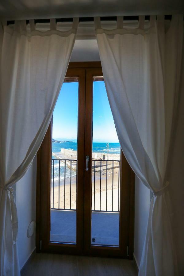 Casa Sul Mare Apartment เชฟาลู ภายนอก รูปภาพ
